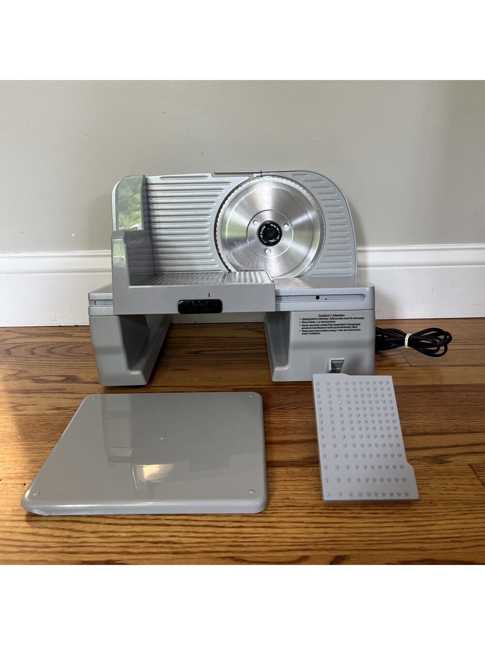 Chef's Choice Edgecraft 609 Electric Meat Slicer with Stainless Steel Blade